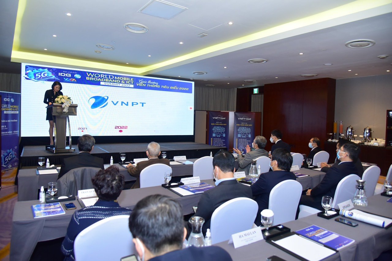 VNPT tiếp tục được vinh danh “Nhà cung cấp dịch vụ Băng thông rộng cố định” tiêu biểu 2022